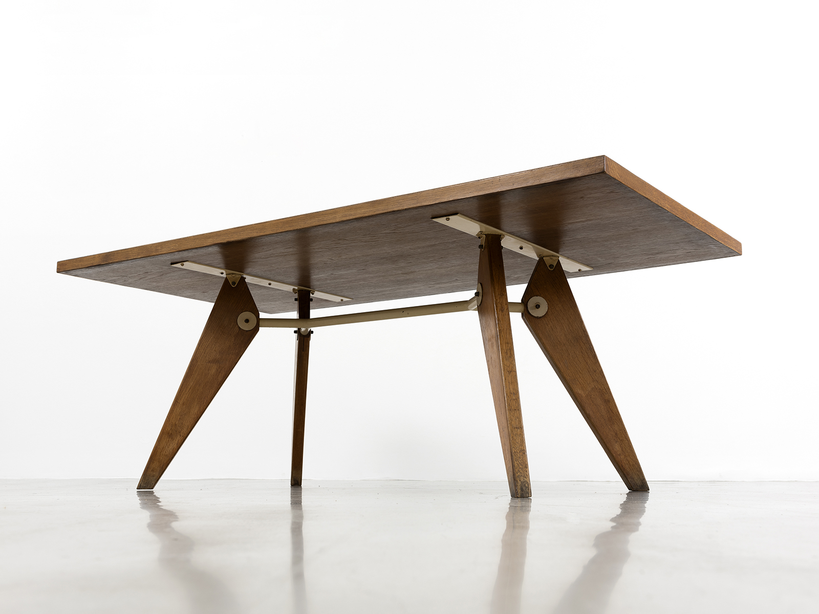 JEAN PROUVÉ - S.A.M no. 502 table, ca. 1951 – Oak and steel tube