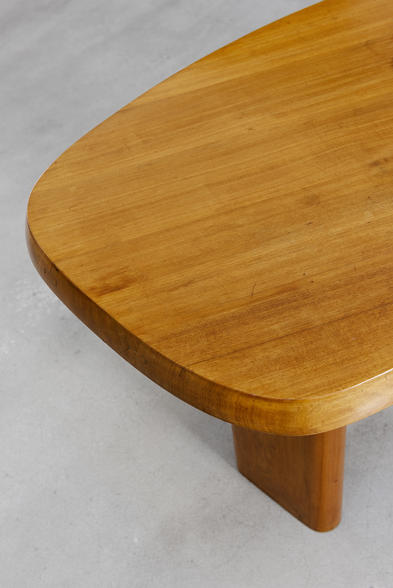 Focus on &lsquo;Free Form&rsquo; by Charlotte Perriand