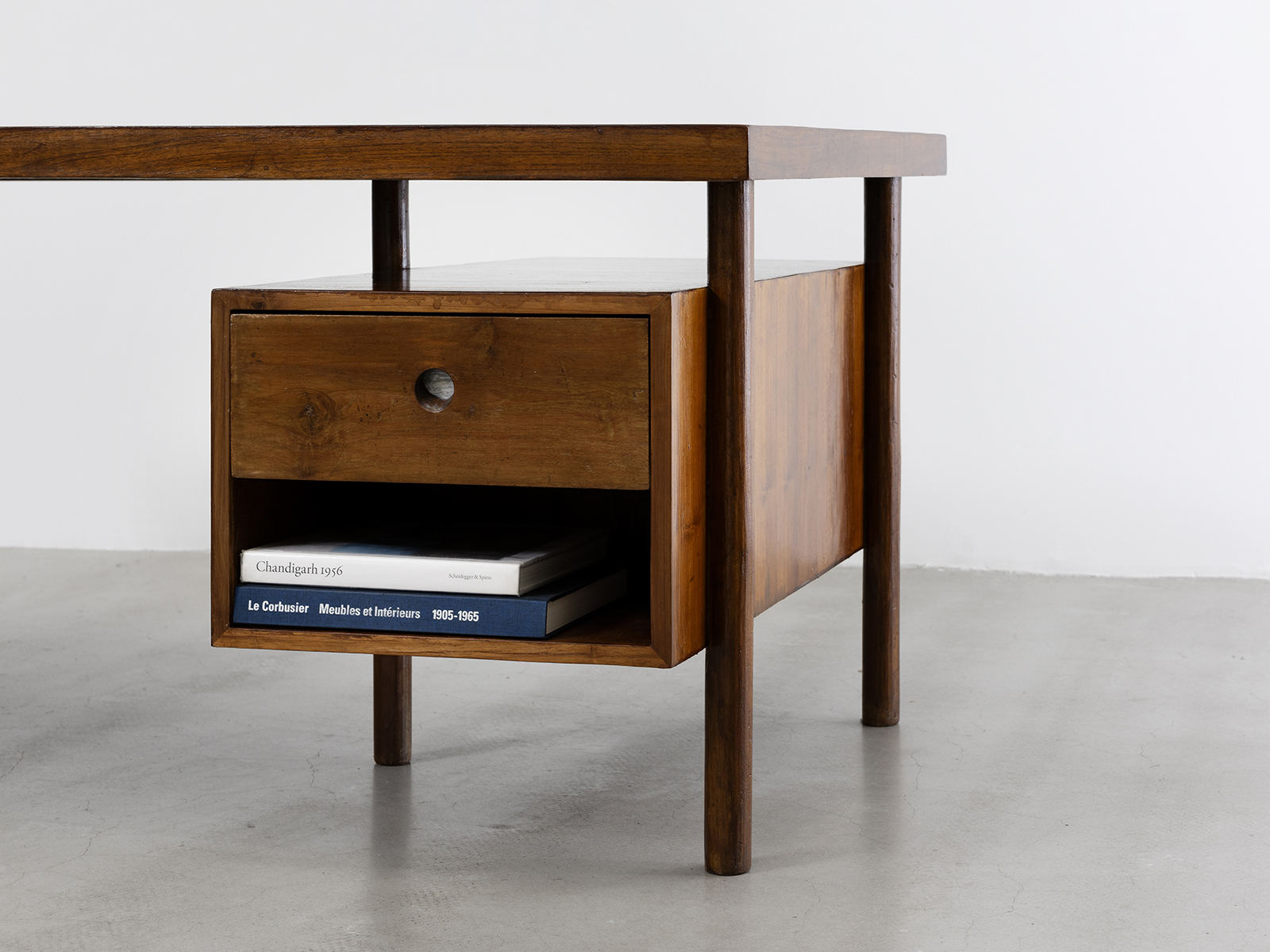 PIERRE JEANNERET - Demountable desk, ca. 1957-58 – Teak et aluminum