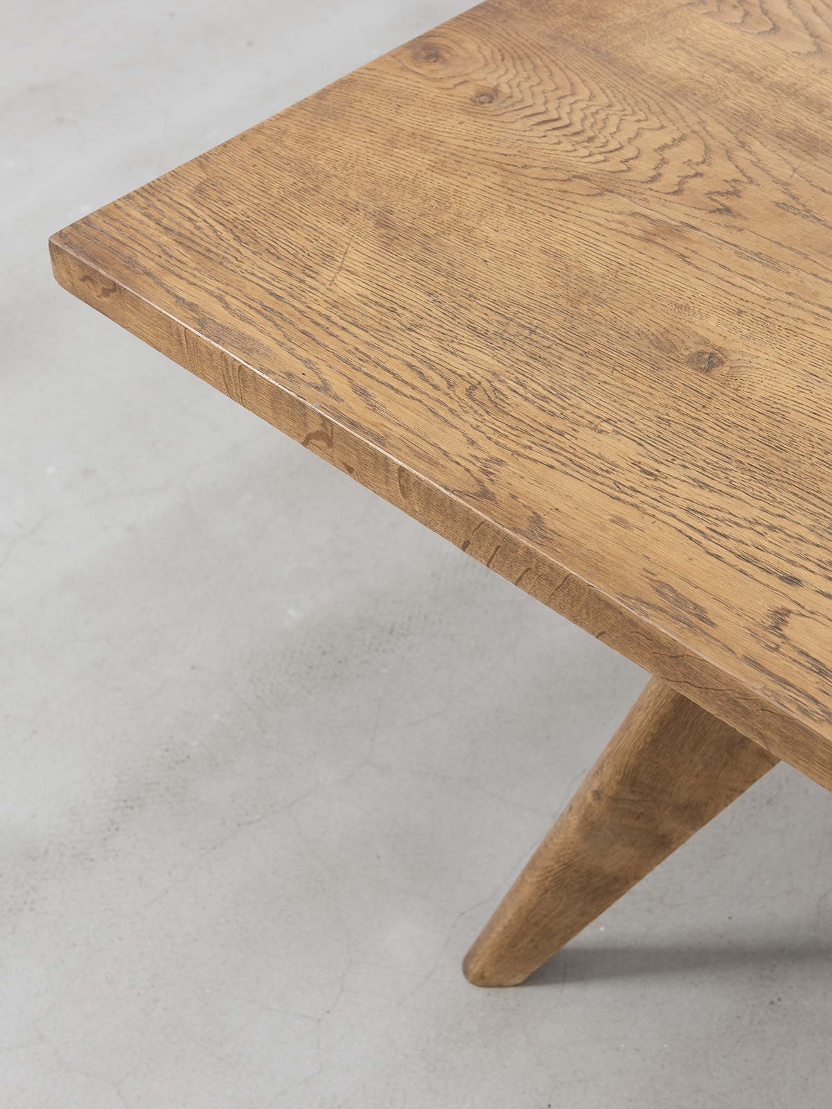 JEAN PROUVÉ - TS 11 table, ca. 1947 JEAN PROUVÉ - TS 11 table, ca. 1947 – Oak and steel tube
